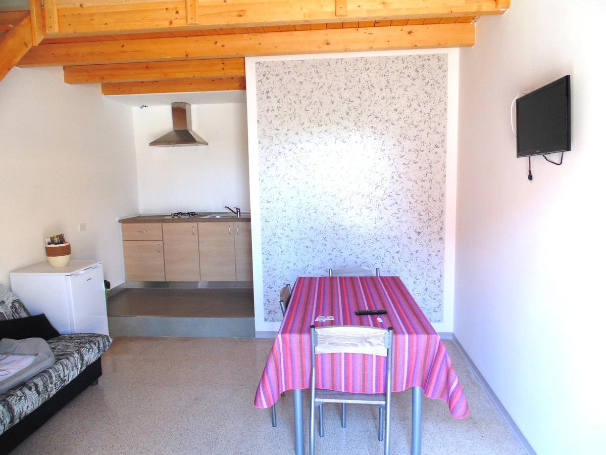 Raffaela Casa Vacanze Aradeo Exterior photo